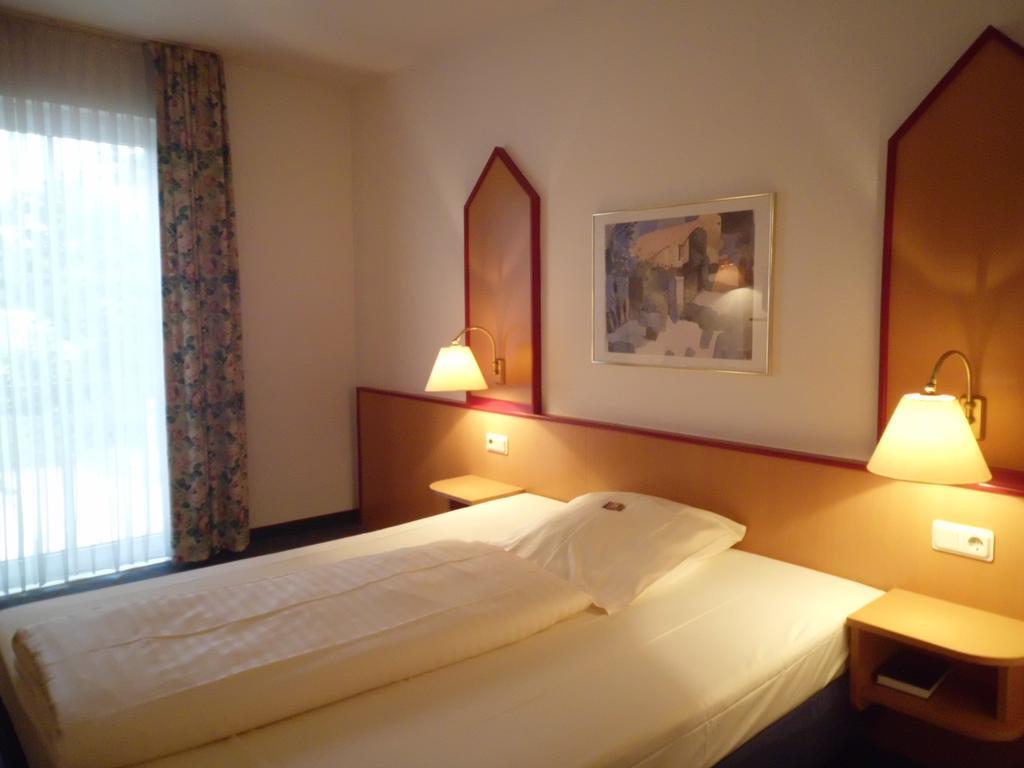 Hotel Montana Lauenau Esterno foto