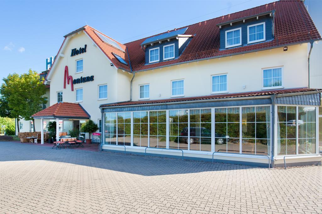 Hotel Montana Lauenau Esterno foto