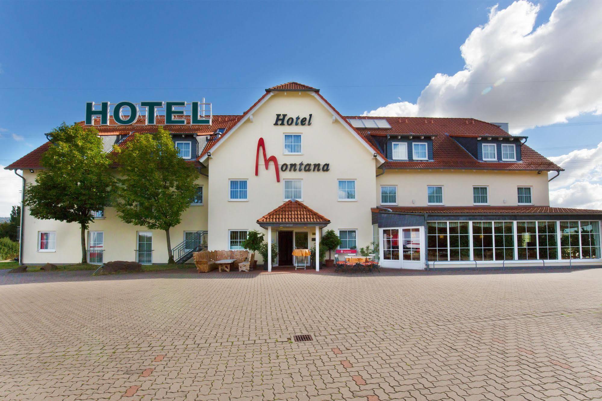 Hotel Montana Lauenau Esterno foto